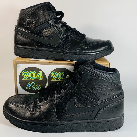 Jordan Other - Nike Air Jordan 1 Retro, ‘Triple Black’ Sz 8